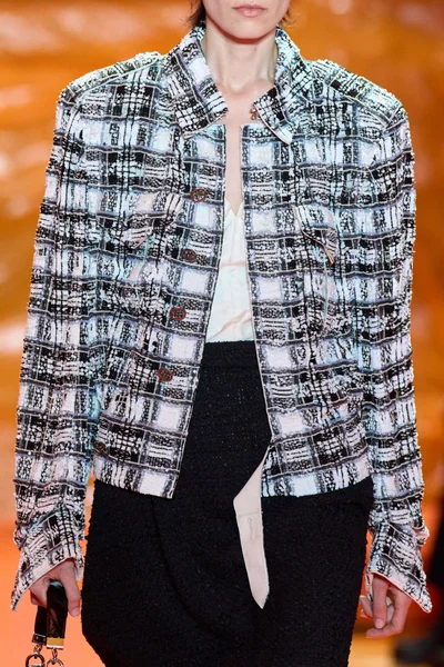 Look 82